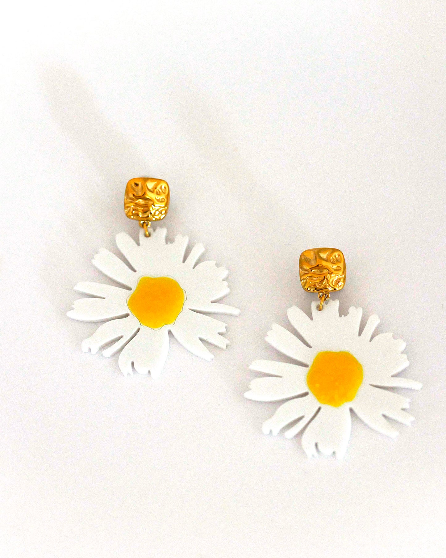 Boucles d'oreilles Les grandes Marguerites - blanc & jaune