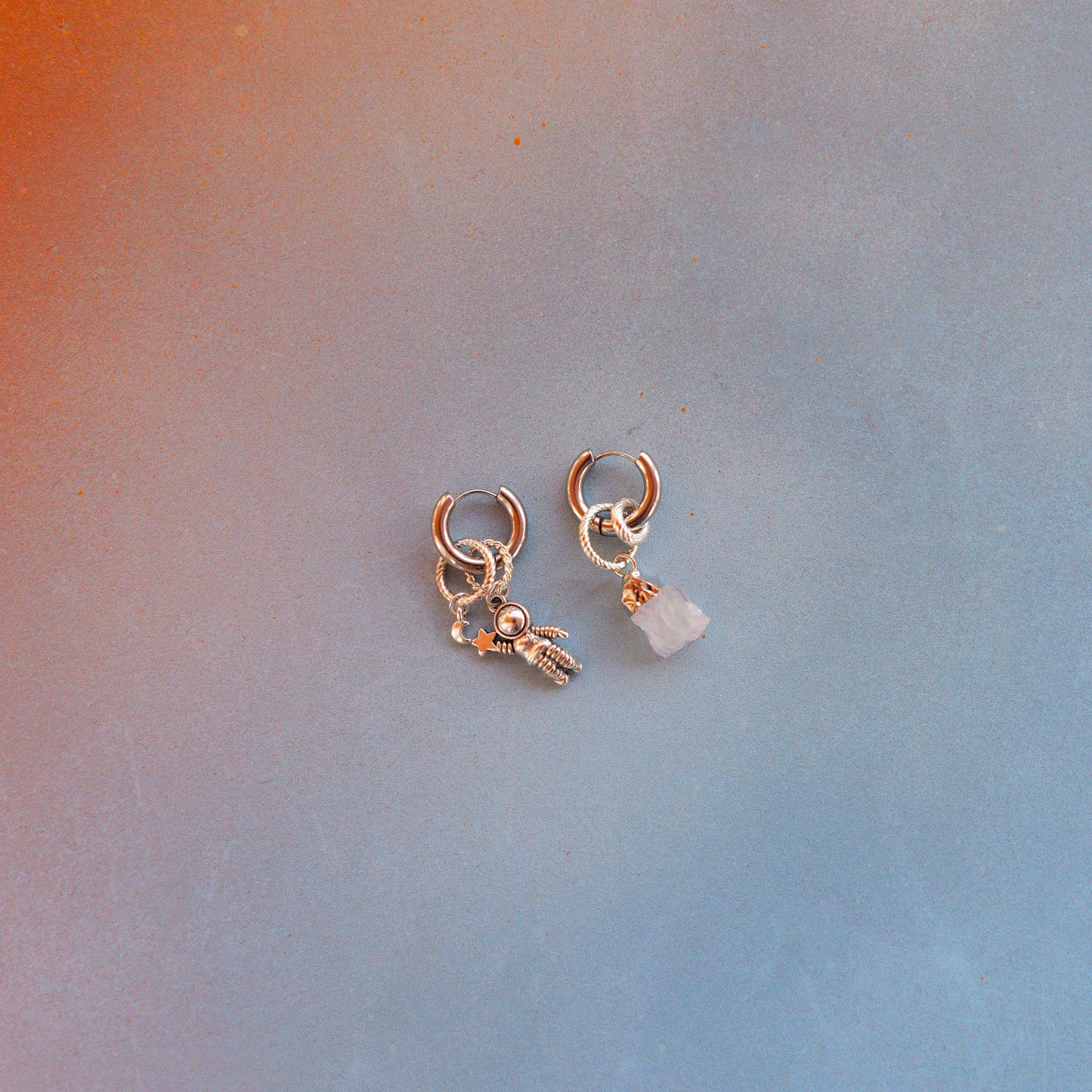Boucles d'oreilles créoles Astro Rock - argenté & cristal