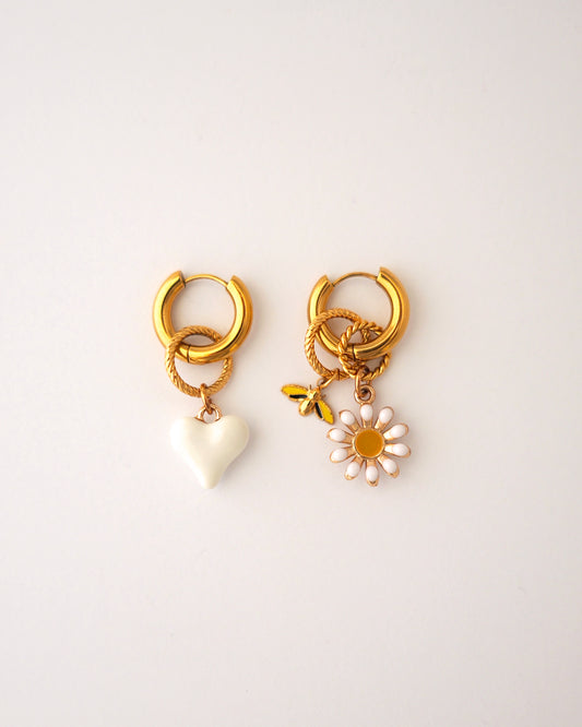 boucles d'oreilles créoles love in bloom doré et blanc