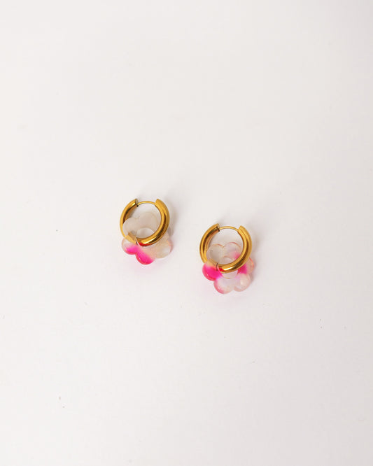 Boucles d'oreilles créoles fleurs - rose fluo blanc